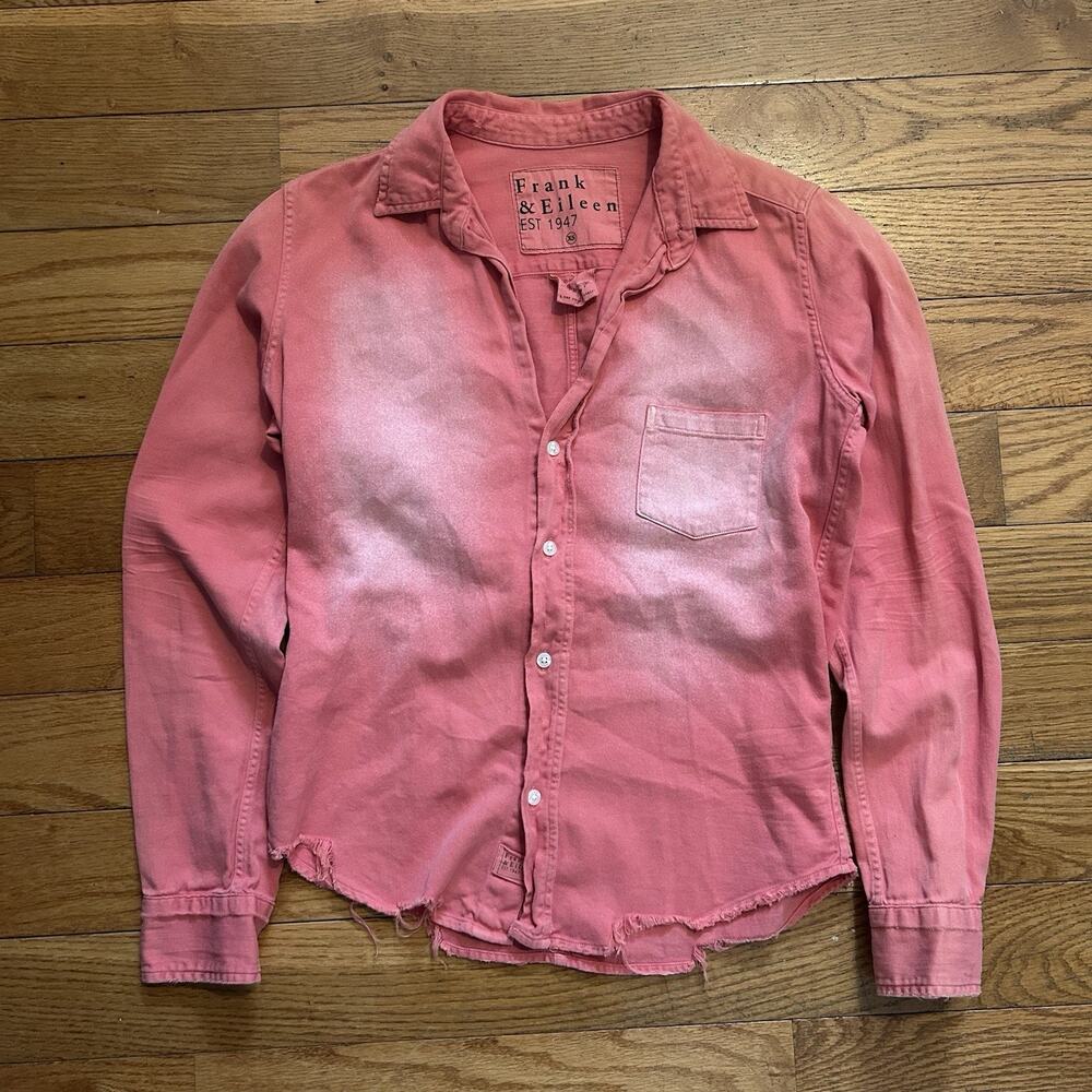 Frank & Eileen Barry Denim Distressed Faded Spread Collar Button Up Shirt XS